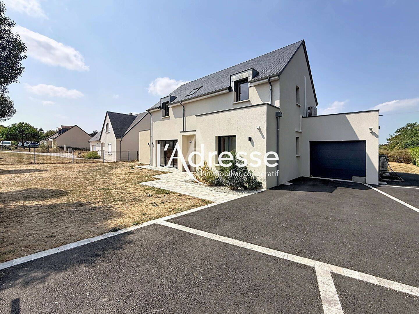 Maison 6 pièces 160 m² · à Vallères · 160 m² · 400 000 €