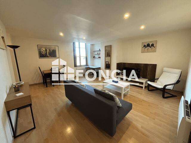Appartement 2 pièces 54 m² · à Pau · 53,9 m² · 590 €