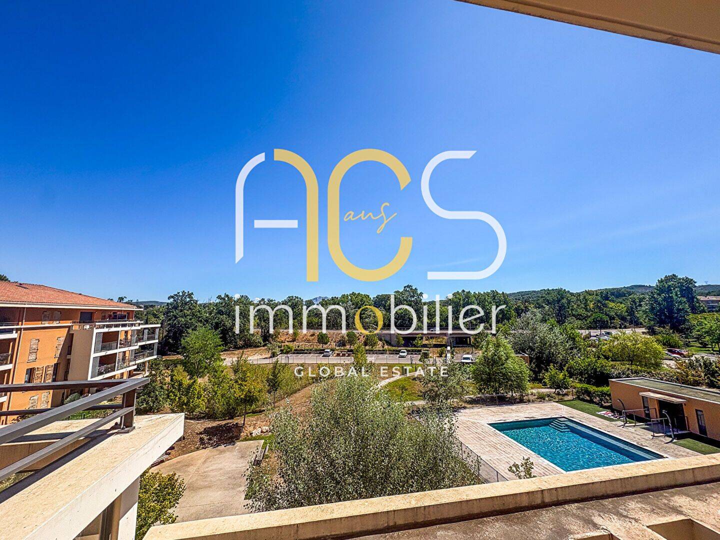 Appartement 4 pièces 87 m² · à Aix-en-Provence · 87,4 m² · 2 070 €