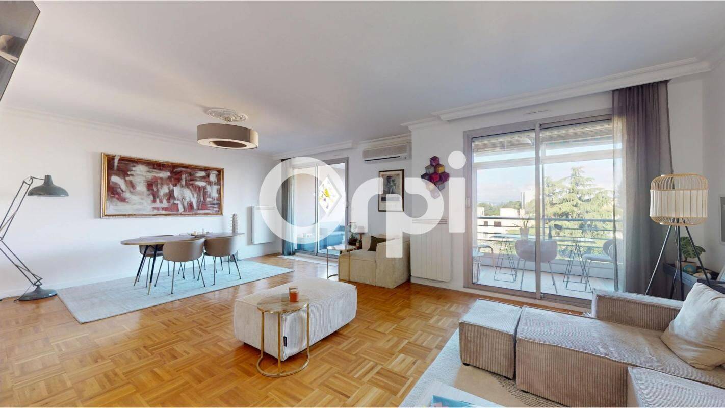 Appartement 4 pièces 97 m² · à Bron · 97 m² · 365 000 €