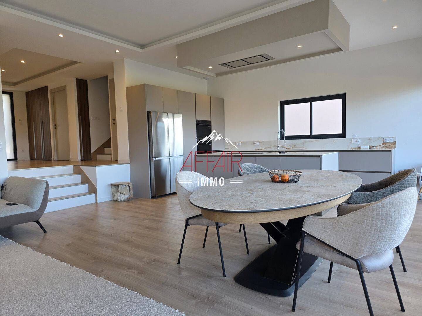 Maison 5 pièces 150 m² · à Bossey · 150 m² · 990 000 €