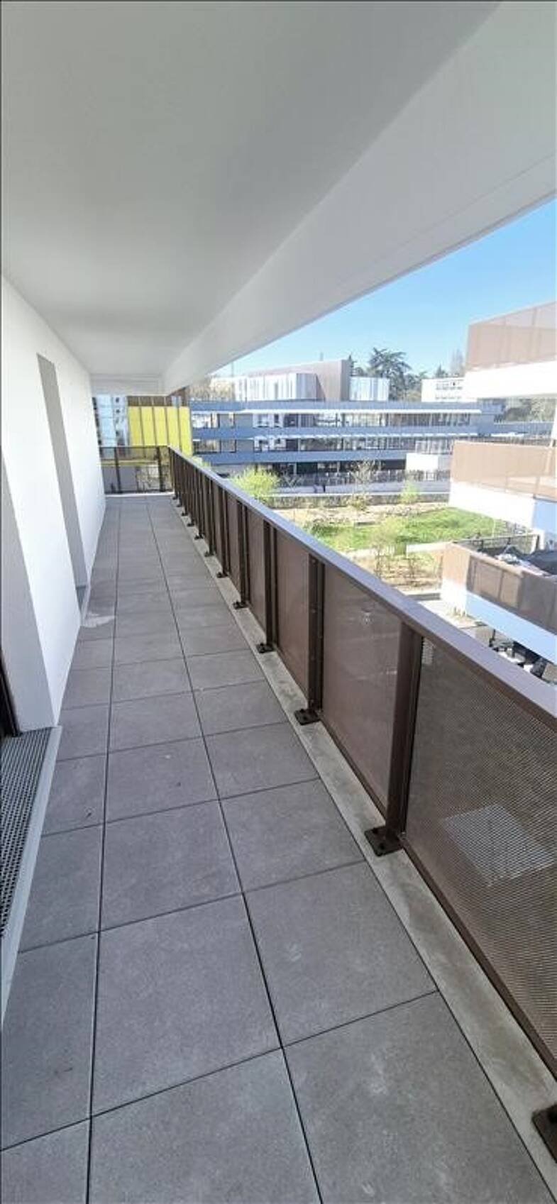 Appartement à louer 1 542 € 4 pièces 3 chambres 92 m² 3ème étage Nord Saint-Denis 93380