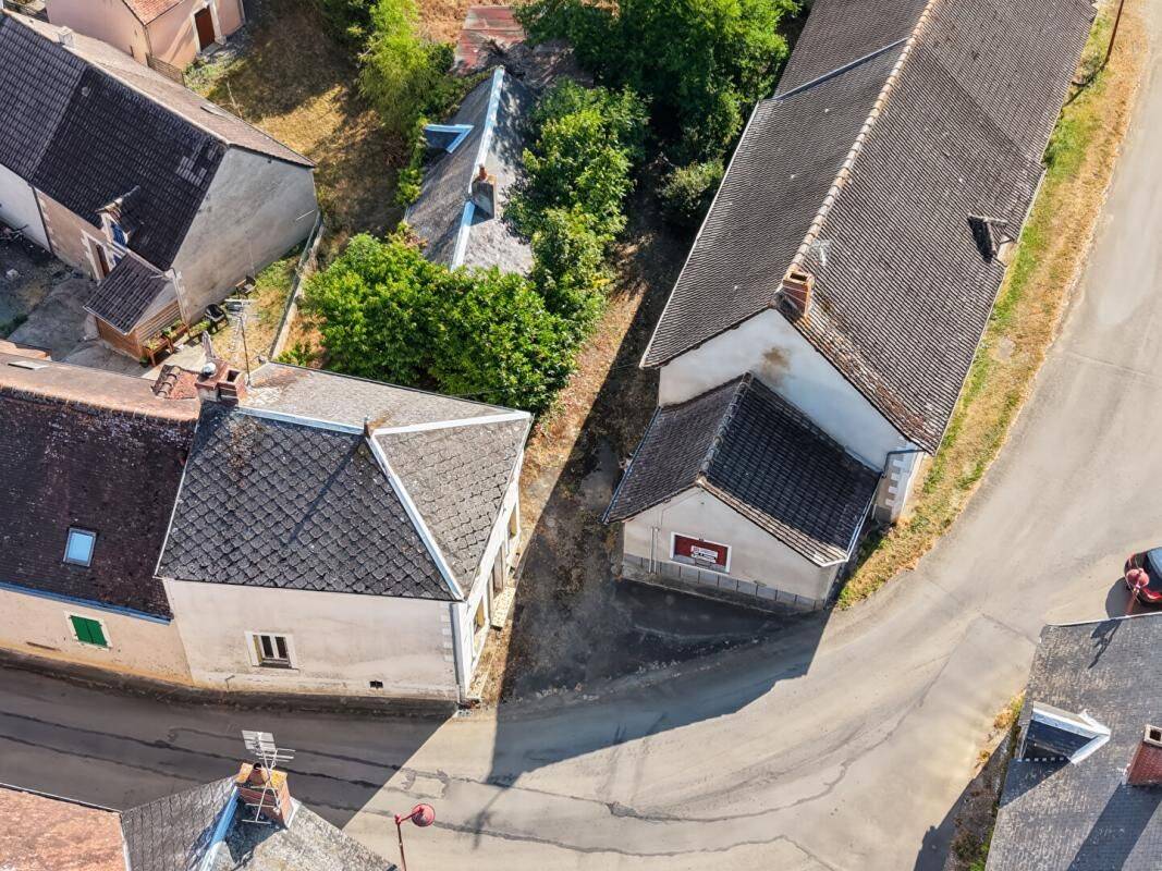 Maison 7 pièces 155 m² · à Brives · 155 m² · 74 000 €