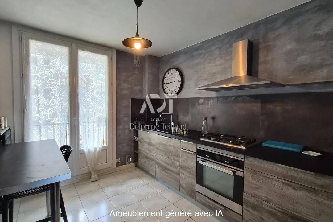 Appartement 3 pièces 77 m² · à Grenoble · 76,6 m² · 895 €