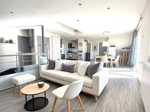 Maison à vendre 136 300 € 4 pièces 2 chambres 60 m² 481 m² de terrain Village Grand-Charmont 25200