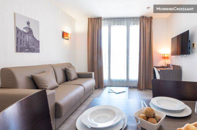 Appartement 1 pièce 35 m² · à Nîmes · 35 m² · 770 €