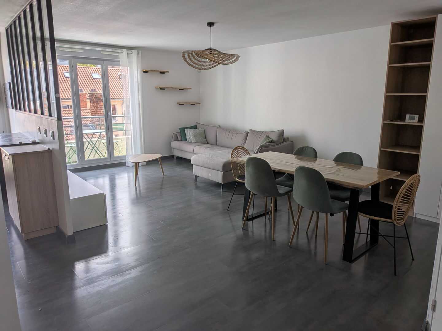 Appartement 4 pièces 92 m² · à Lyon 2ème Arrondissement · 91,9 m² · 1 800 €/mois