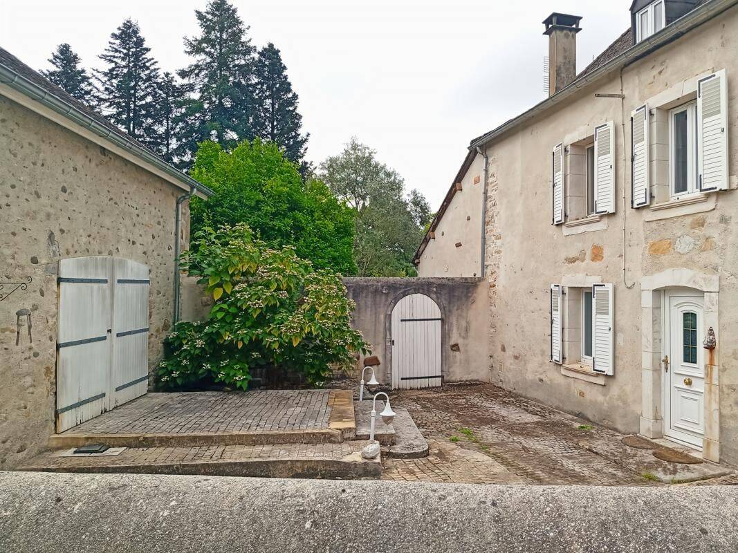 Maison 5 pièces 136 m² · à Geüs-d'Oloron · 136,2 m² · 288 500 €