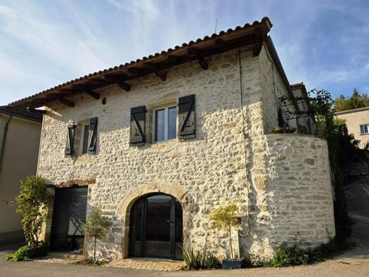 Maison à vendre 205 000 € 6 pièces 3 chambres 104 m² 348 m² de terrain Espère 46090