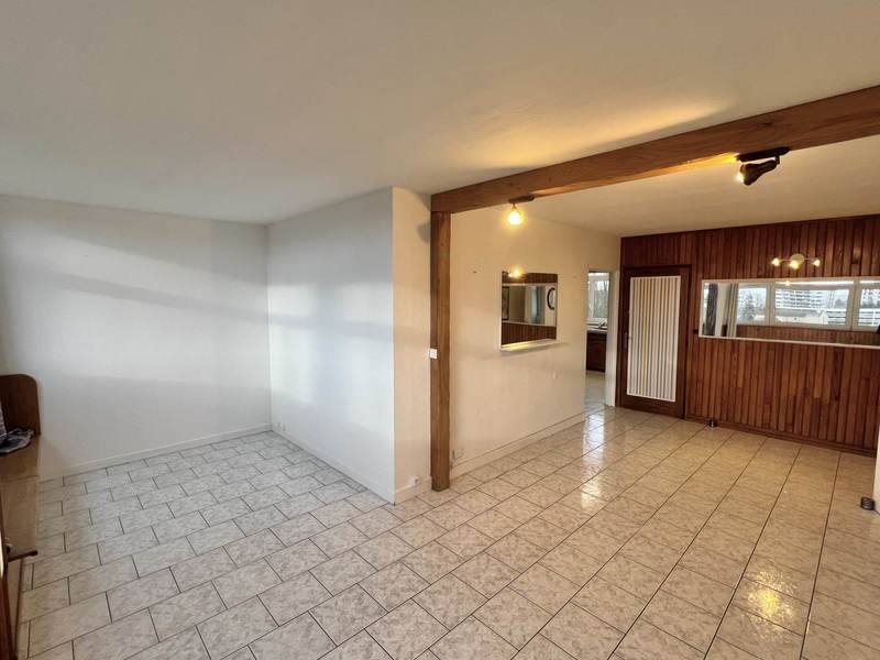 Appartement 4 pièces 70 m² · à Évry-Courcouronnes · 70 m² · 890 €