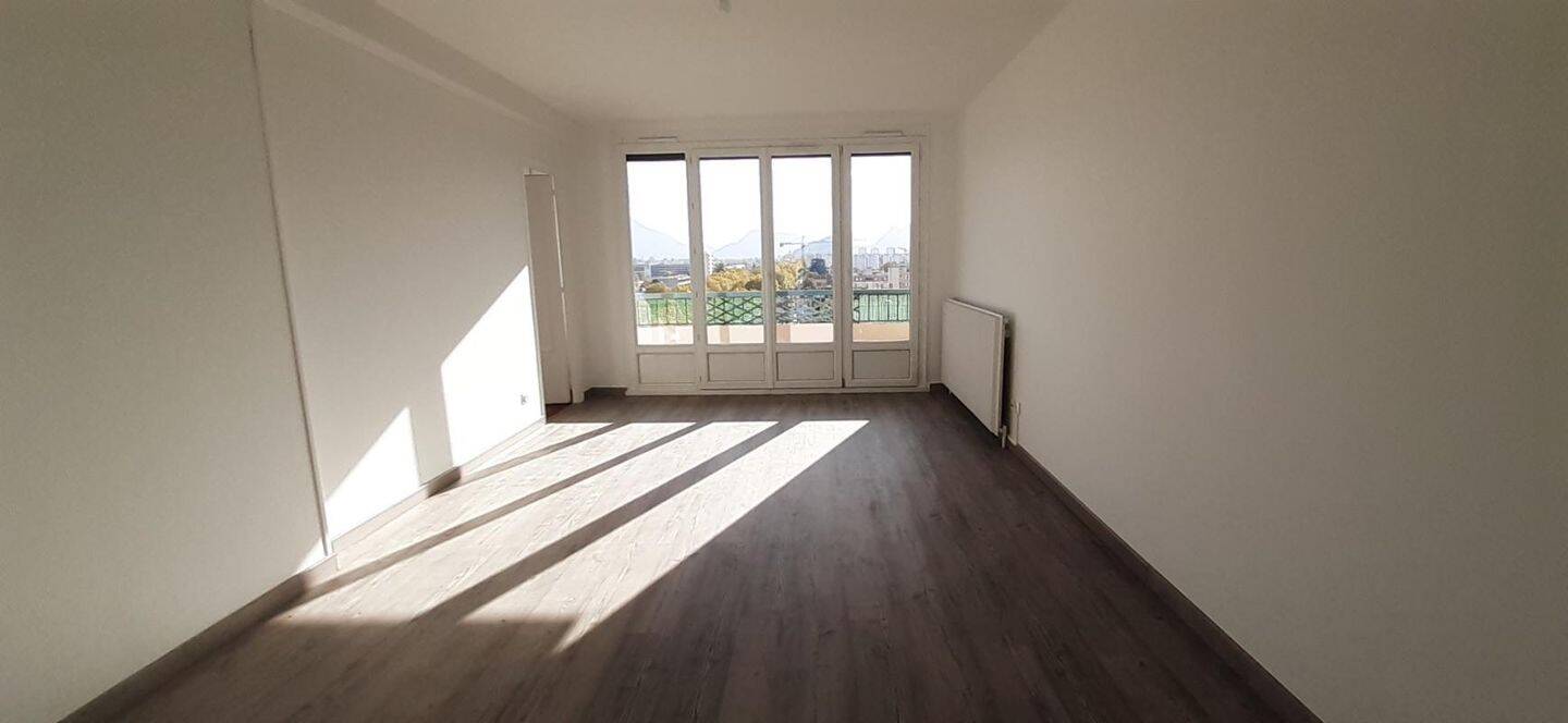 Appartement 1 pièce 38 m² · à Échirolles · 38 m² · 537 €/mois