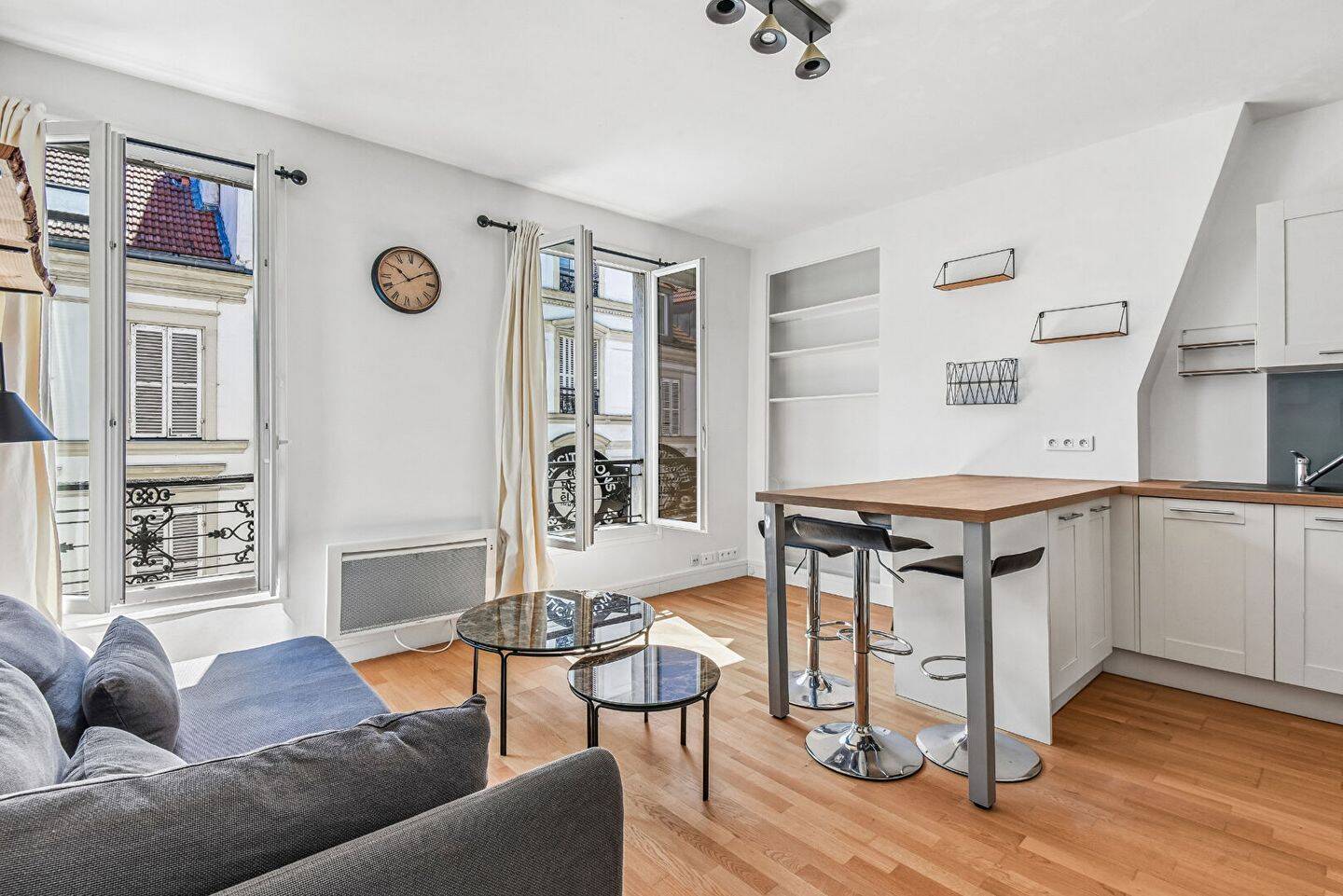 Appartement 2 pièces 34 m² · à Paris 15ème Arrondissement · 34 m² · 1 315 €/mois
