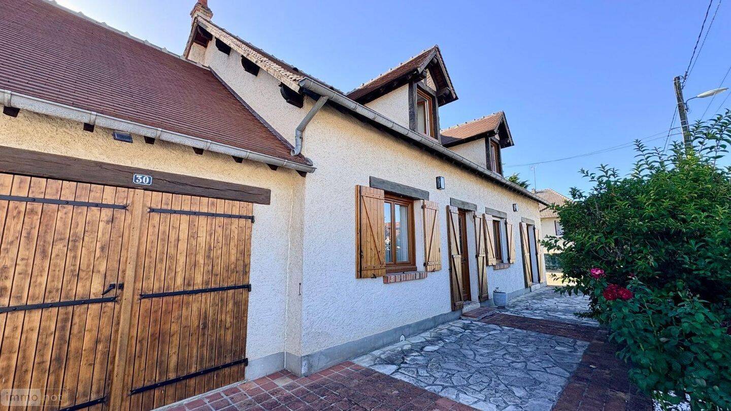 Maison 7 pièces 139 m² · à Salbris · 139 m² · 194 990 €
