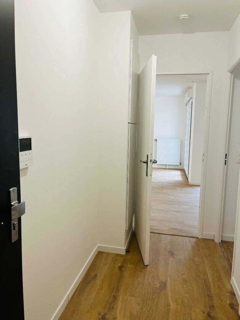 Appartement 4 pièces 88 m² · à Verneuil-sur-Seine · 87,7 m² · 1 479 €