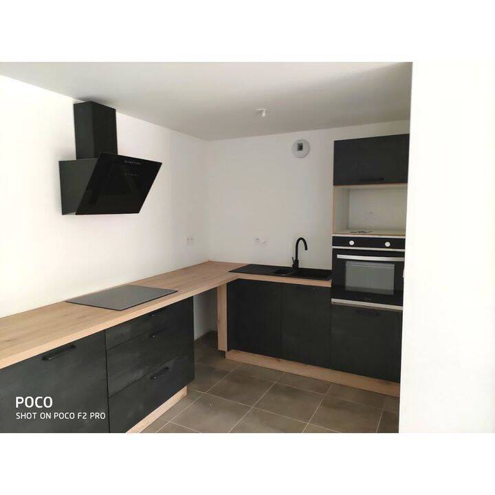 Maison 3 pièces 65 m² · à Châtellerault · 65 m² · 740 €