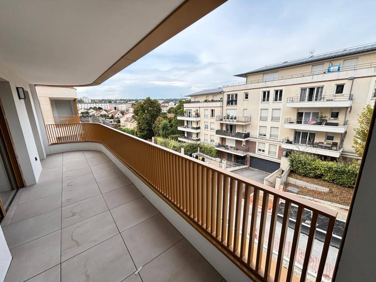 Appartement 4 pièces 93 m² · à Rueil-Malmaison · 93 m² · 1 983 €/mois