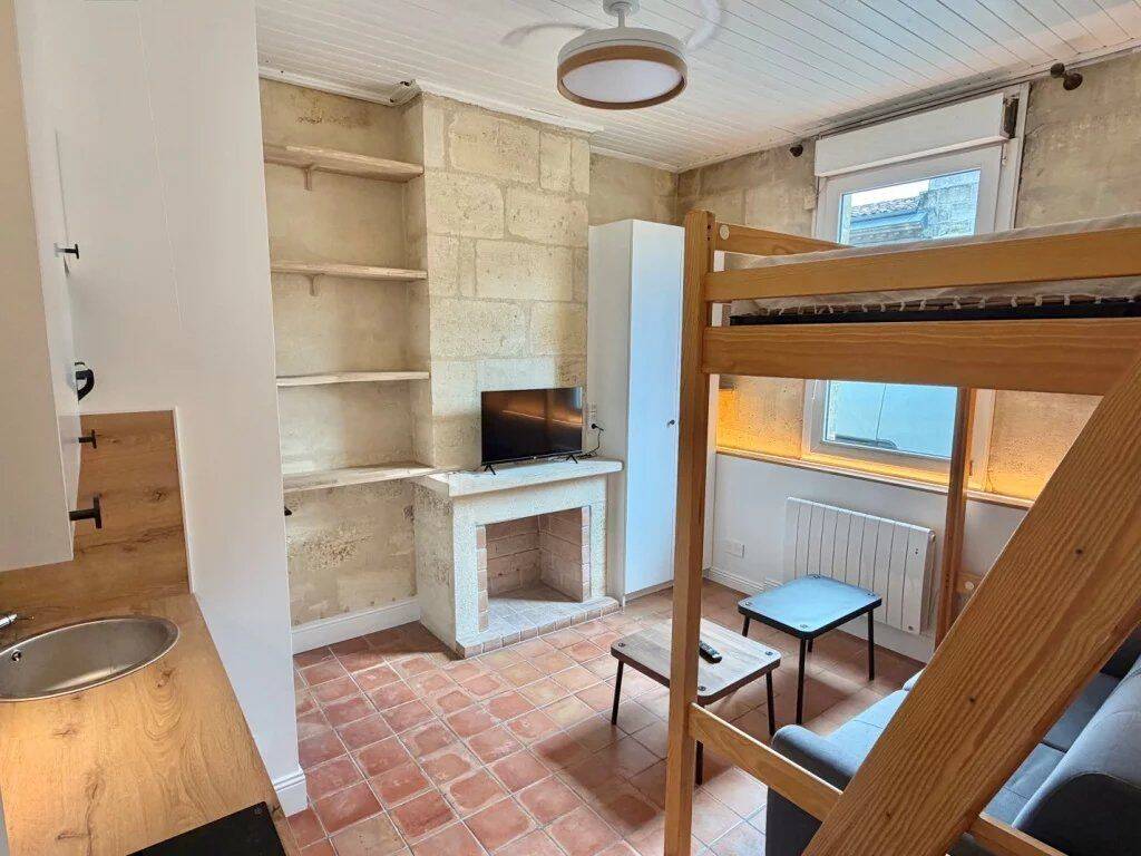 Appartement 1 pièce 15 m² · à Bordeaux · 15 m² · 486 €