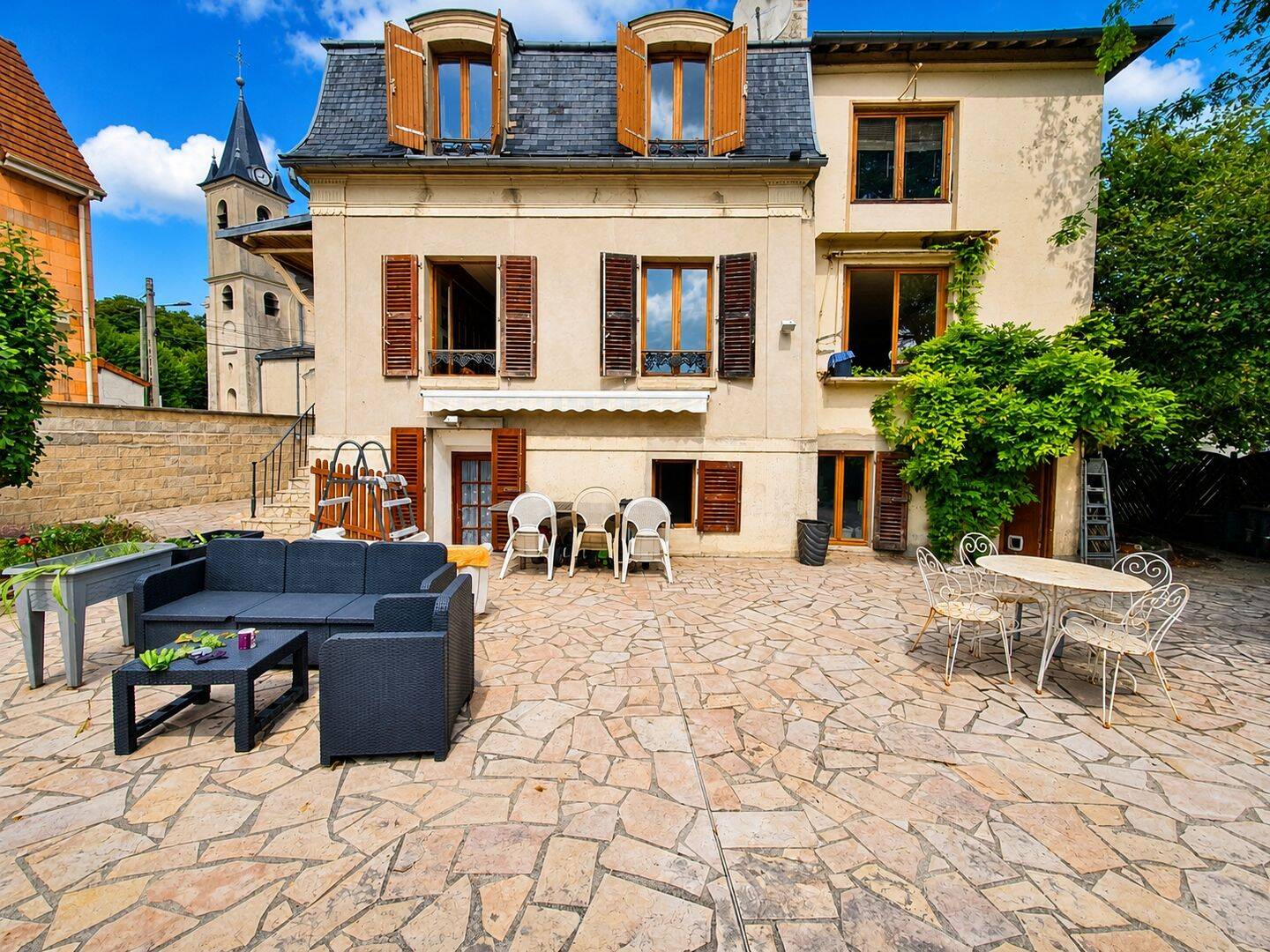 Maison 7 pièces 140 m² · à Coubron · 140 m² · 324 000 €