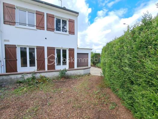 Maison de ville à vendre 136 300 € 4 pièces 3 chambres 63 m² 215 m² de terrain Faubourg de la Bouvaque Abbeville 80100