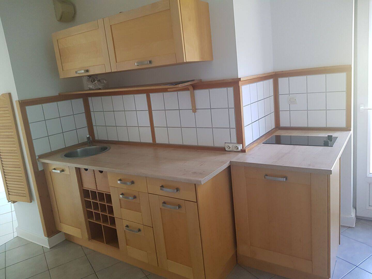 Appartement 1 pièce 30 m² · à Oyonnax · 29,9 m² · 530 €/mois