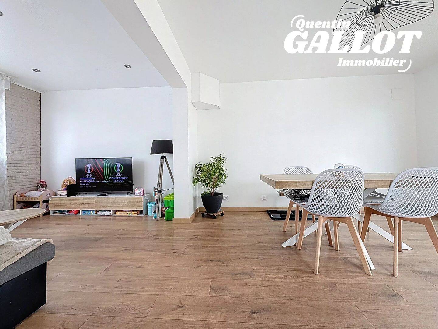 Maison 3 pièces 106 m² · à Hondschoote · 106 m² · 208 900 €