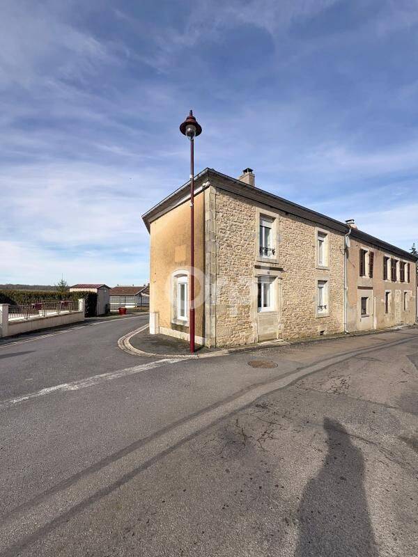 Maison 5 pièces 112 m² · à Dainville-Bertheléville · 112 m² · 92 000 €