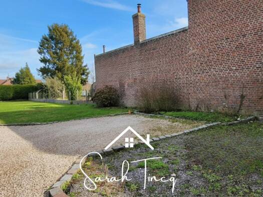 Terrain constructible à vendre 109 000 € 450 m² de terrain Sud et Ouest Santes 59211