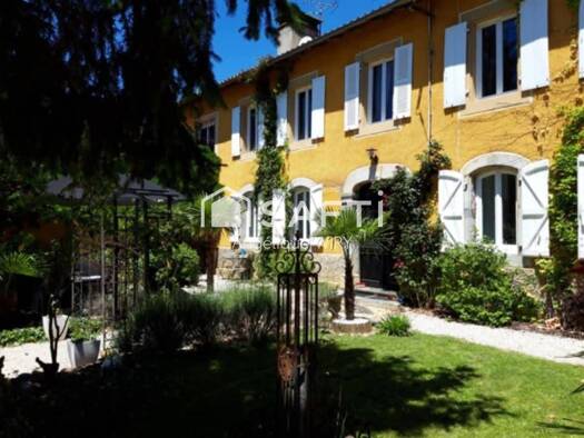 Maison à vendre 572 000 € 11 pièces 8 chambres 270 m² 7 660 m² de terrain Puntous 65230