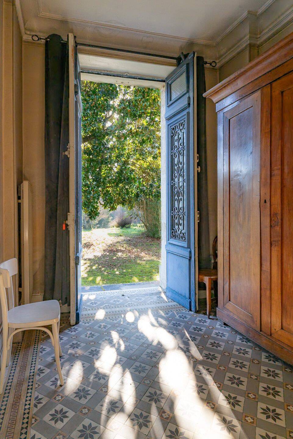 Maison 7 pièces 270 m² · à Salles · 270 m² · 775 000 €