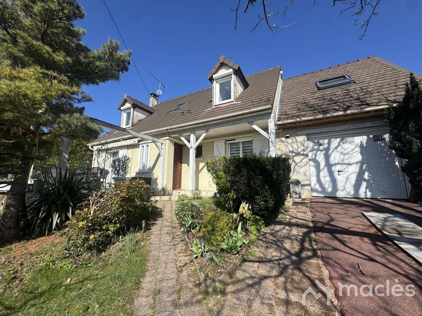 Maison 8 pièces 125 m² · à Chaumontel · 125 m² · 435 900 €