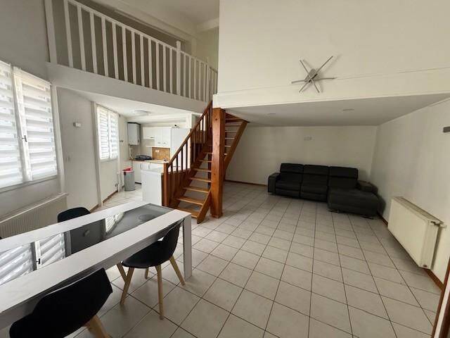 Appartement 3 pièces 64 m² · à Fontaines-sur-Saône · 64,2 m² · 880 €