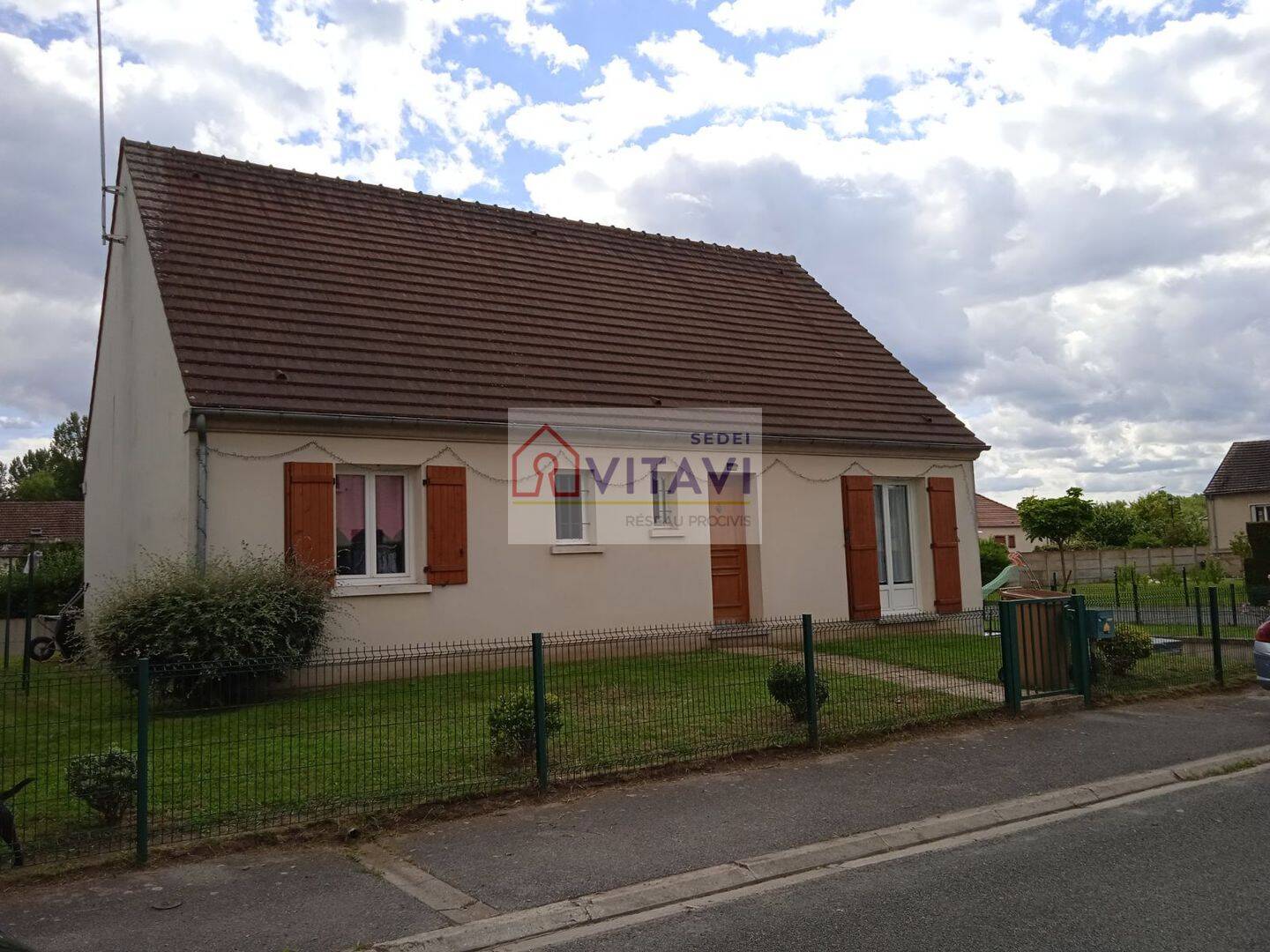 Maison 5 pièces 82 m² · à Chevrières · 81,9 m² · 1 150 €/mois