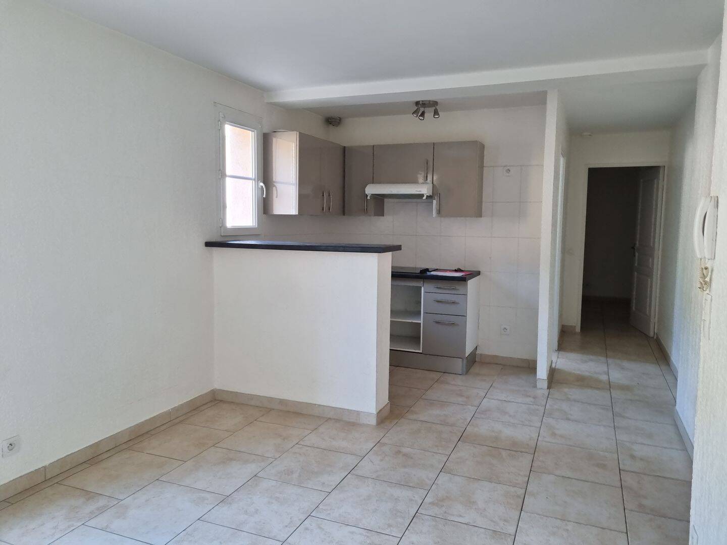 Appartement 2 pièces 34 m² · à Roquebillière · 33,6 m² · 464 €