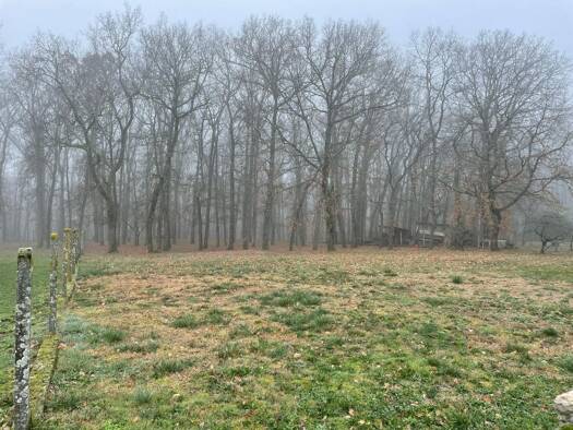 Terrain constructible viabilisé à vendre 172 000 € 757 m² de terrain Pechbonnieu 31140