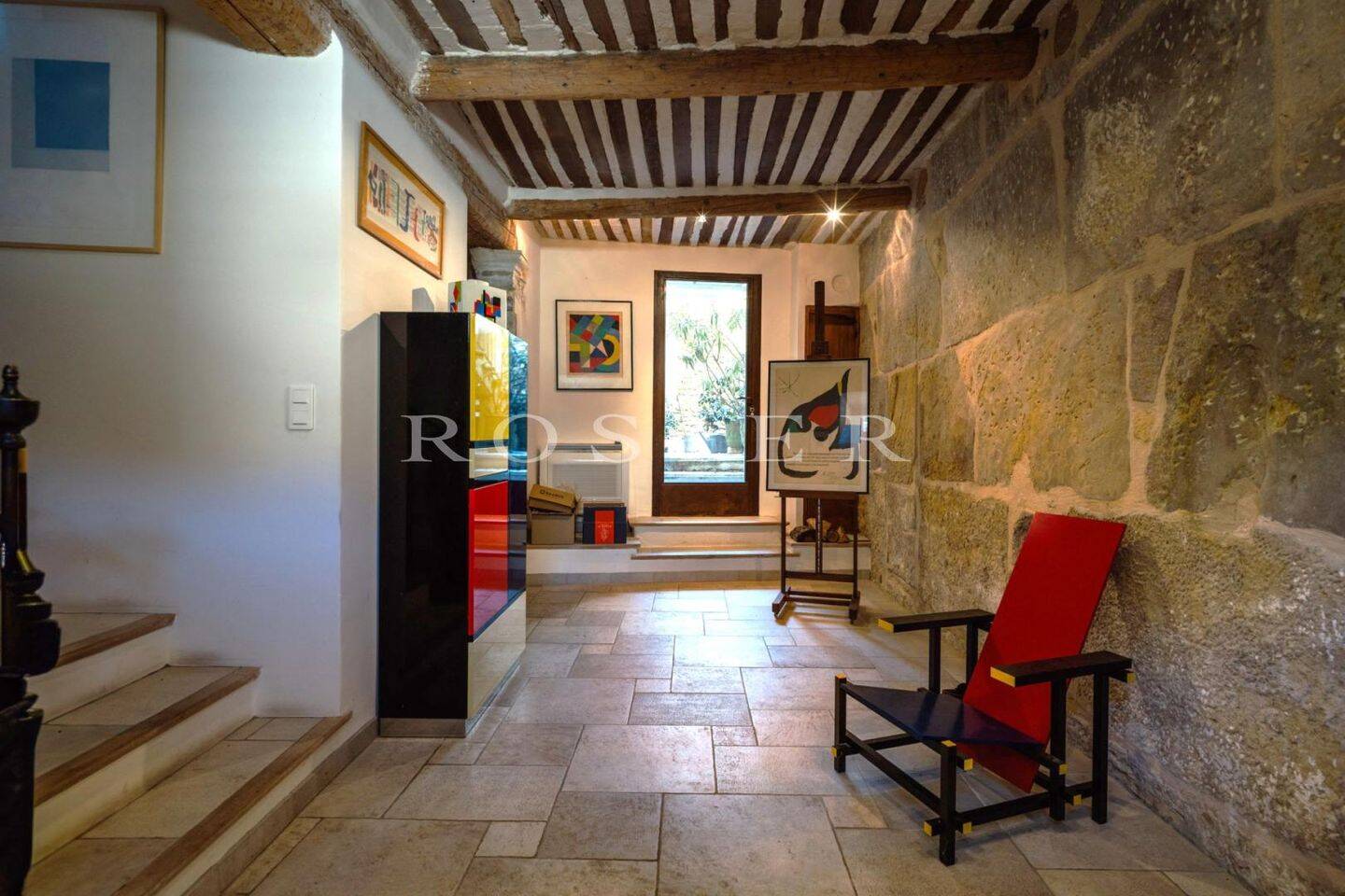 Maison 10 pièces 280 m² · à Cabrières-d'Avignon · 280 m² · 990 000 €