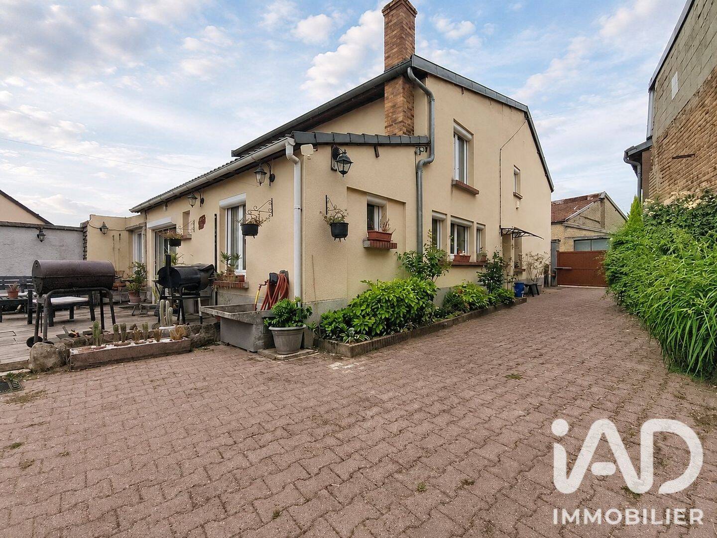 Maison 6 pièces 165 m² · à Tagnon · 165 m² · 290 000 €