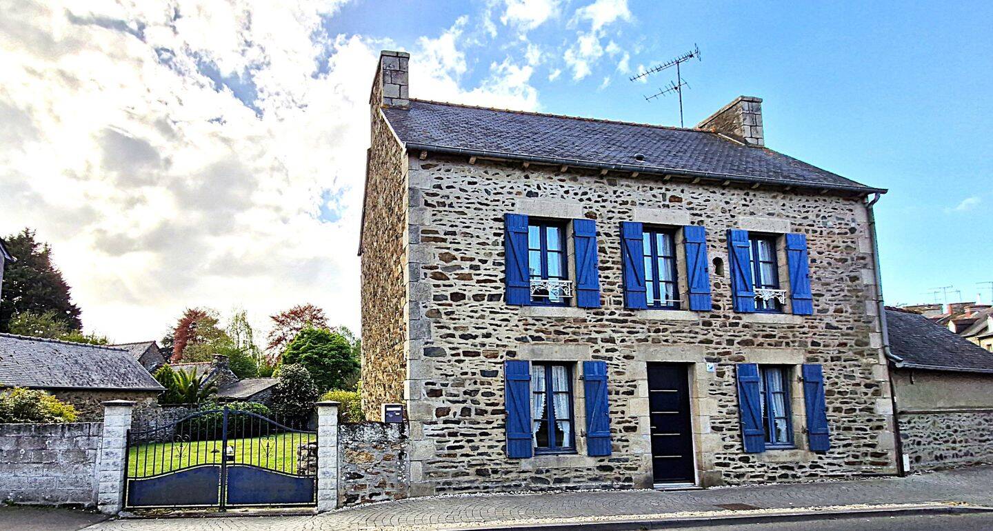 Maison 6 pièces 117 m² · à Lanvollon · 116,8 m² · 241 200 €