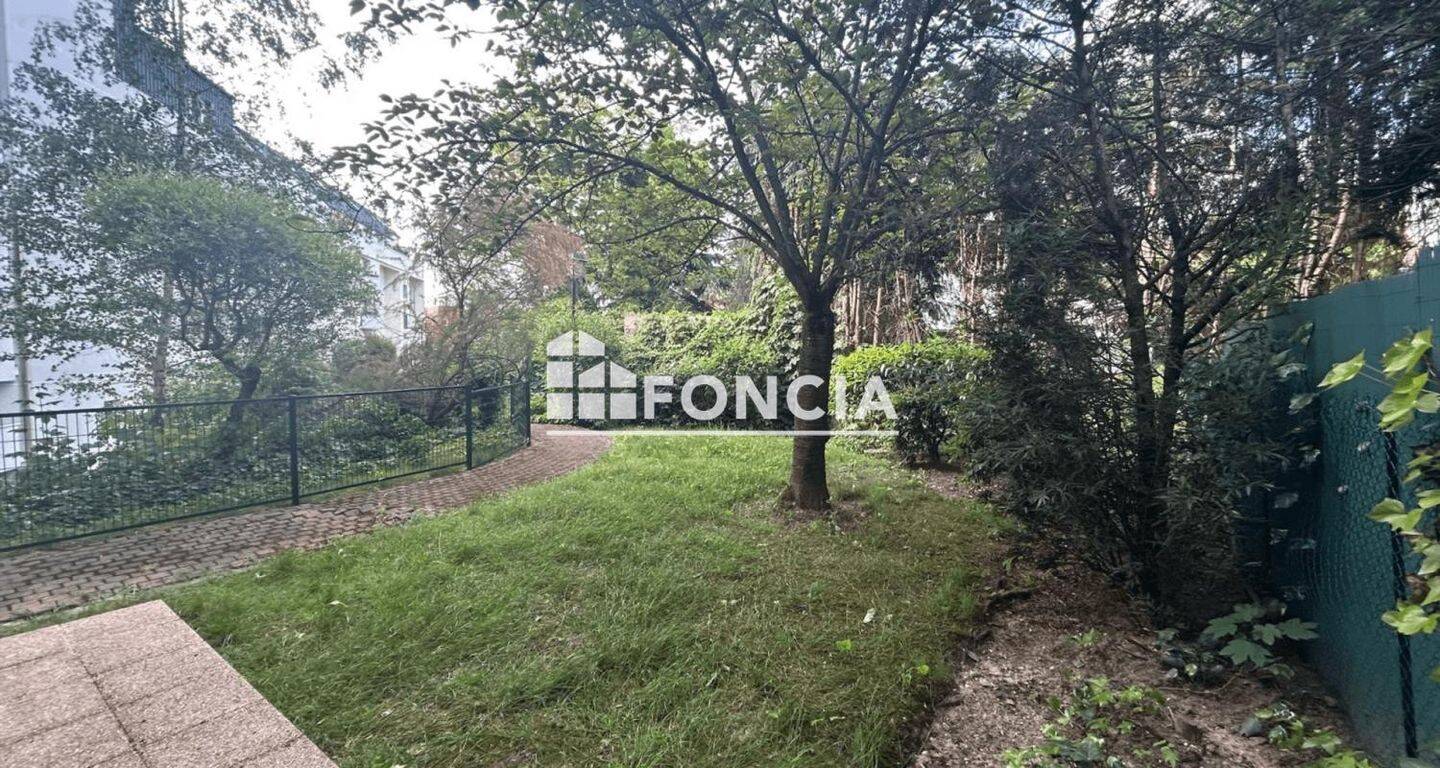 Appartement 3 pièces 66 m² · à Clamart · 65,7 m² · 1 312 €