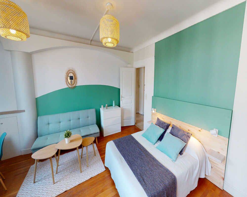 Appartement 5 pièces 110 m² · à Paris 16ème Arrondissement · 110 m² · 1 385 €/mois