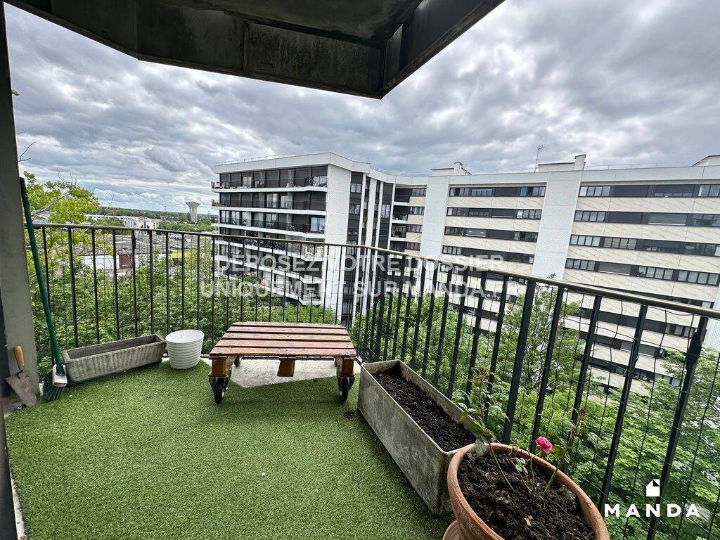 Appartement 6 pièces 105 m² · à Grigny · 105 m² · 1 300 €/mois