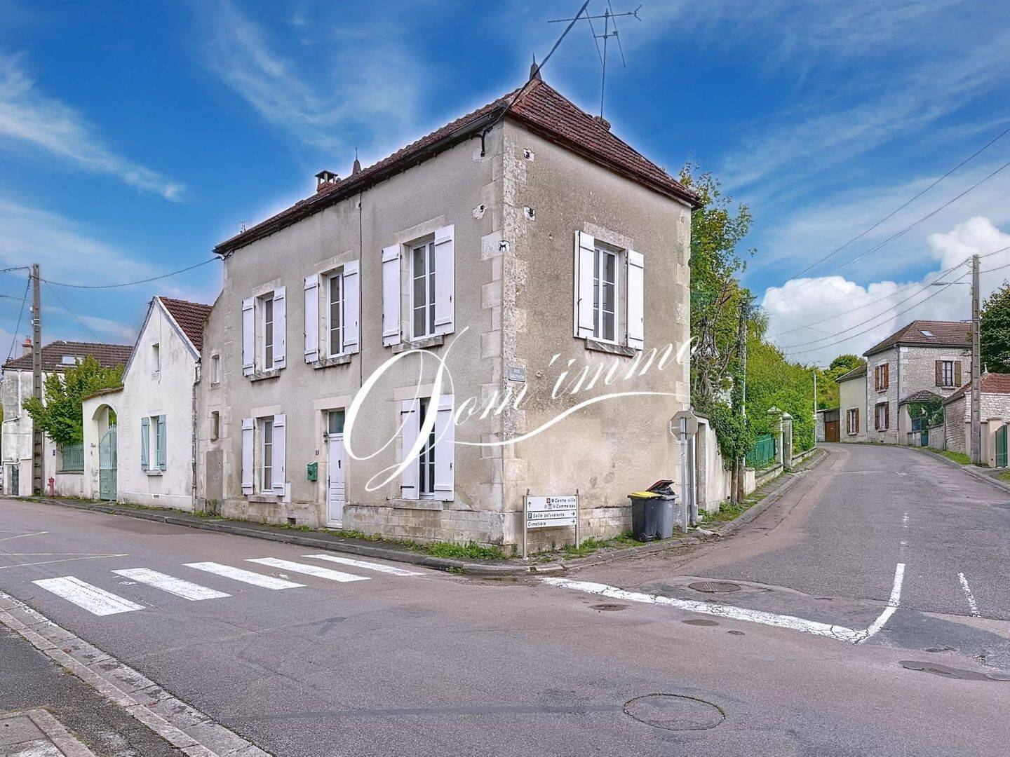 Maison 4 pièces 100 m² · à Montbard · 100 m² · 88 000 €