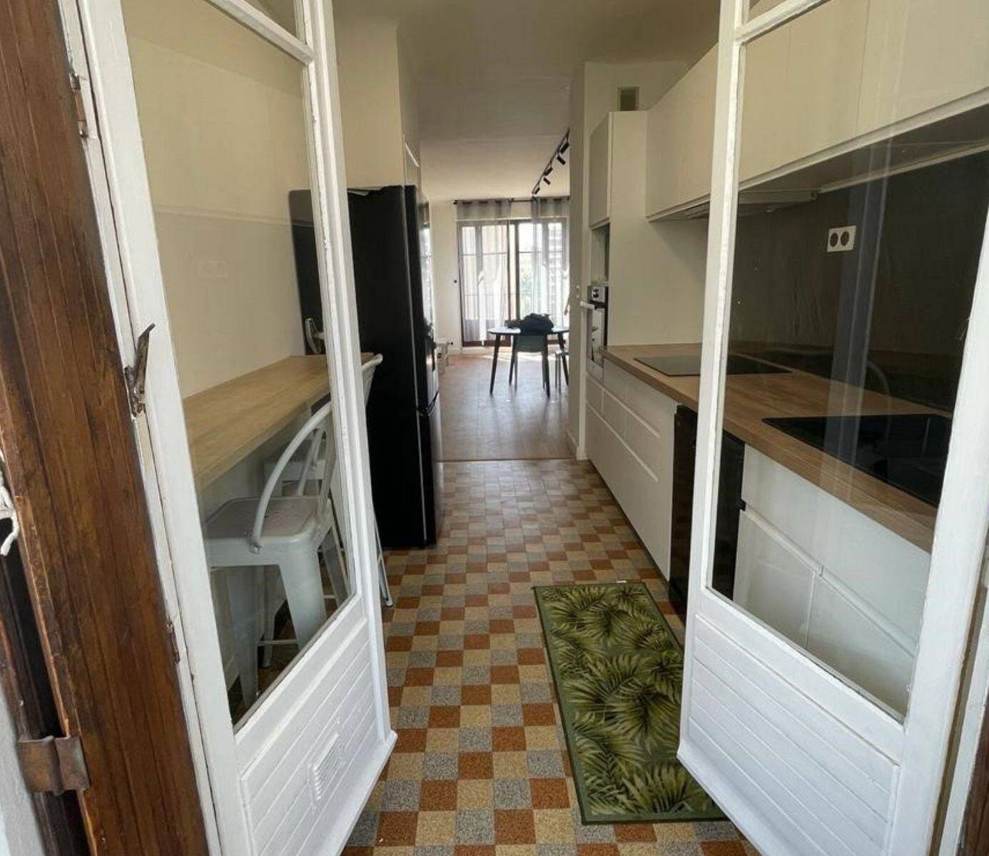 Appartement 3 pièces 55 m² · à Marseille 5ème Arrondissement · 55 m² · 995 €