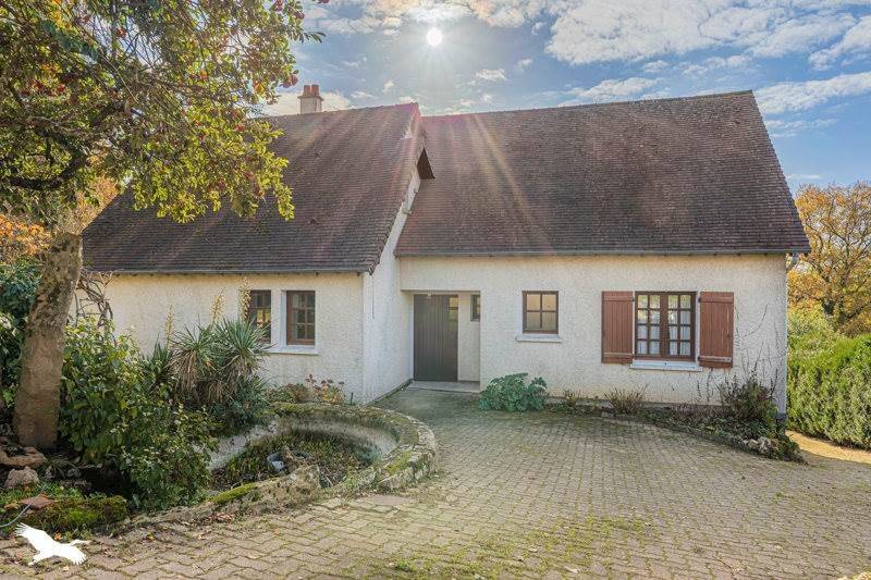 Maison 5 pièces 137 m² · à Descartes · 137 m² · 182 069 €