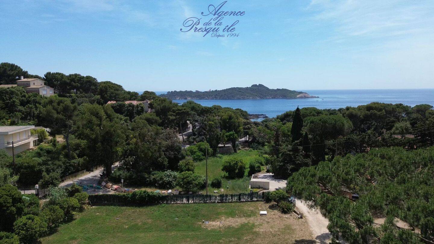 Maison 8 pièces 140 m² · à Hyères · 140 m² · 1 700 000 €