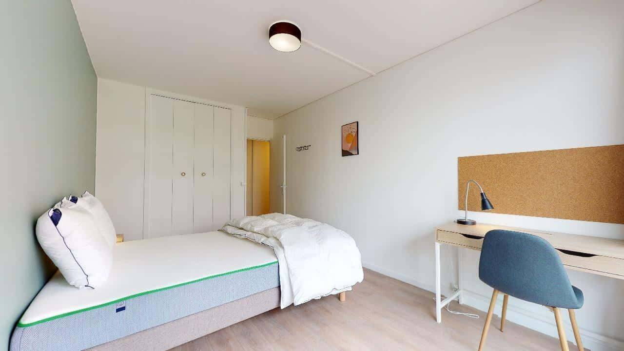 1 pièce 15 m² · à Bordeaux · 15 m² · 590 €/mois