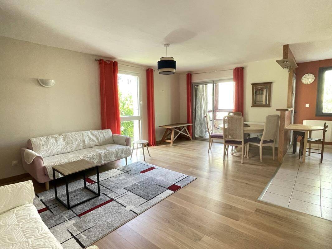 4 pièces 81 m² · à Rodez · 81 m² · 790 €/mois