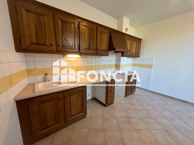 Appartement 3 pièces 71 m² · à Manosque · 70,6 m² · 639 €