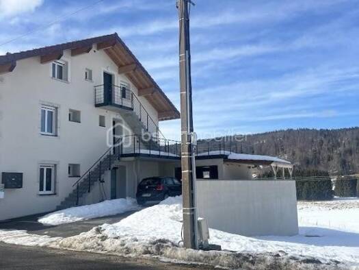 Appartement à vendre 240 000 € 3 pièces 2 chambres 60,2 m² Étage 2/2 Bois-d'Amont 39220