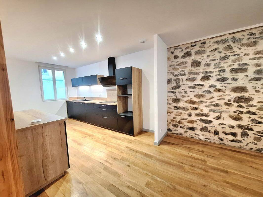 Maison 5 pièces 136 m² · à Limoges · 136 m² · 1 200 €