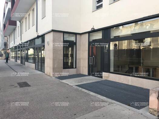 Espace bureau à vendre 550 000 € 204 m² de bureaux Balzac Dijon 21000